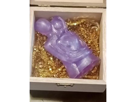 Vela "Los Enamorados" + caja de Madera de Regalo